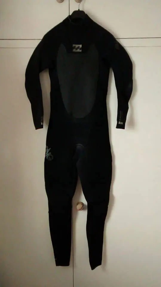 4 3 billabong large wetsuit 4