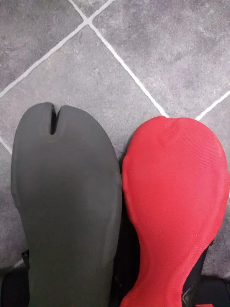 surf wetsuit bootie soles compares split toe designs