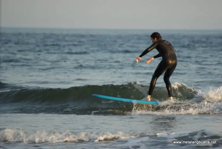 Surfing in 60 Degree Water: Here’s What to Expect